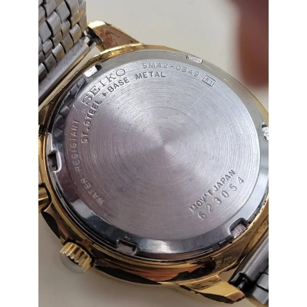 Rare Seiko Kinetic Wristwatch Gold Metal Movement 5M42-0A19 38MM Date